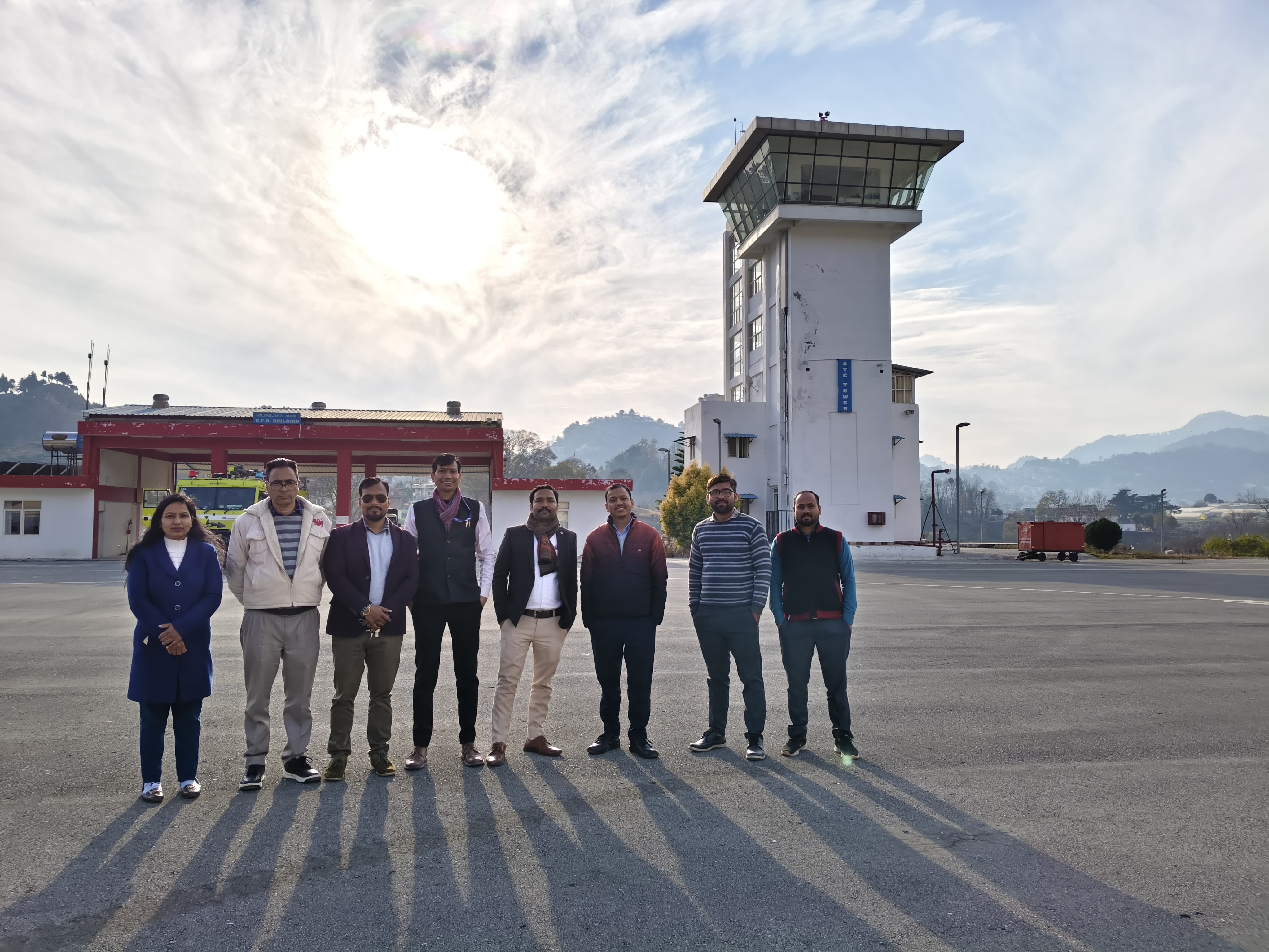 पिथौरागढ़ हवाई अड्डा, सहकर्मियों के साथ 2025